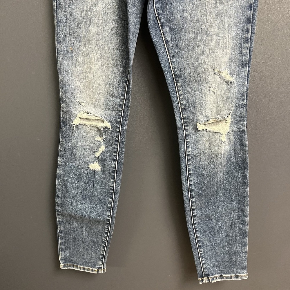 Universal Thread Women's Size 0 R High Rise Skinny Supper Stretch Pant Jeans NWT - Picture 2 of 8